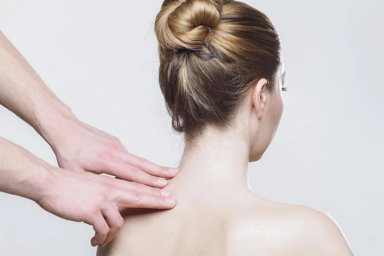 woman, massage, therapy, physiotherapy, stress, wellness, complexion, skin, treatment, demonstration, therapy, therapy, physiotherapy, physiotherapy, physiotherapy, physiotherapy, physiotherapy, stress, stress, skin, skin, skin. Massage Therapy Direct Billing in Canada, Step by Step