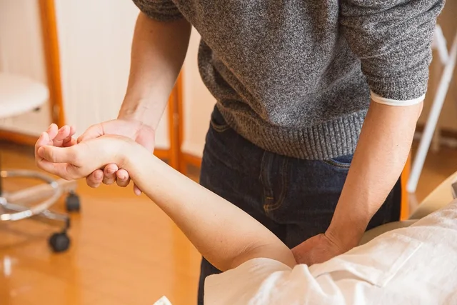 injury, physical therapy, massage, healthcare, physical therapy, physical therapy, physical therapy, physical therapy, physical therapy. Massage Therapy HIPAA Compliance: Coverage and Records