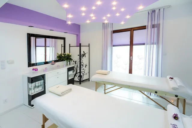reception, spa, registration, clinic, aesthetic medicine, flowers, woman, model, salon, office, visit, massage, masseur, beautician, doctor, treatment, client, patient, beautiful, interior, aesthetic medicine, aesthetic medicine, masseur, beautician, beautician, beautician, beautician, beautician. Protecting a massage therapy business: the insurance line items