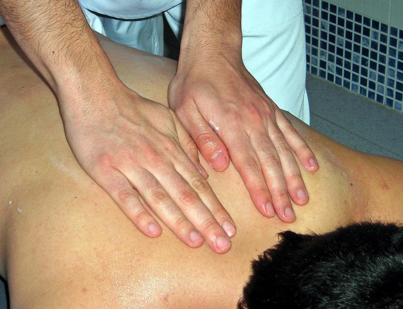 massage, hands, therapy, massage, massage, massage, massage, massage. RMT vs Bodyworker in Canada: Which One Should You Hire?
